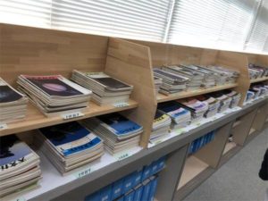 天文関係の雑誌はバックナンバー勢ぞろい
